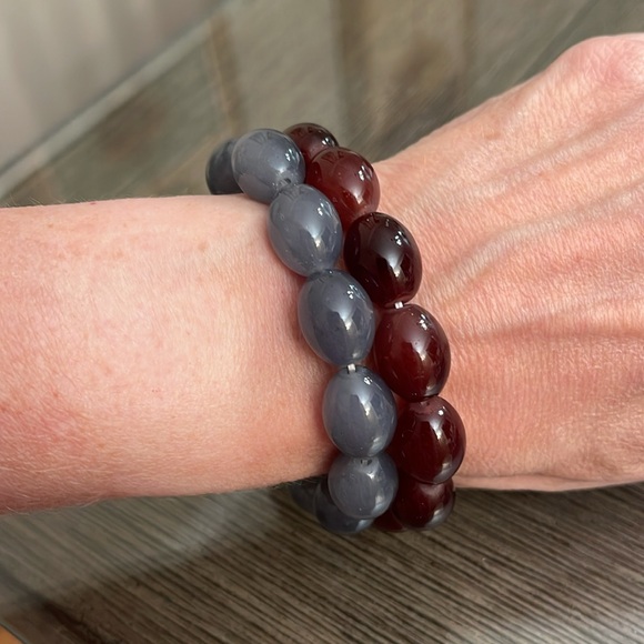 Two Stretch Oval Glass Bead Bracelets Grey & Brown - Picture 4 of 12